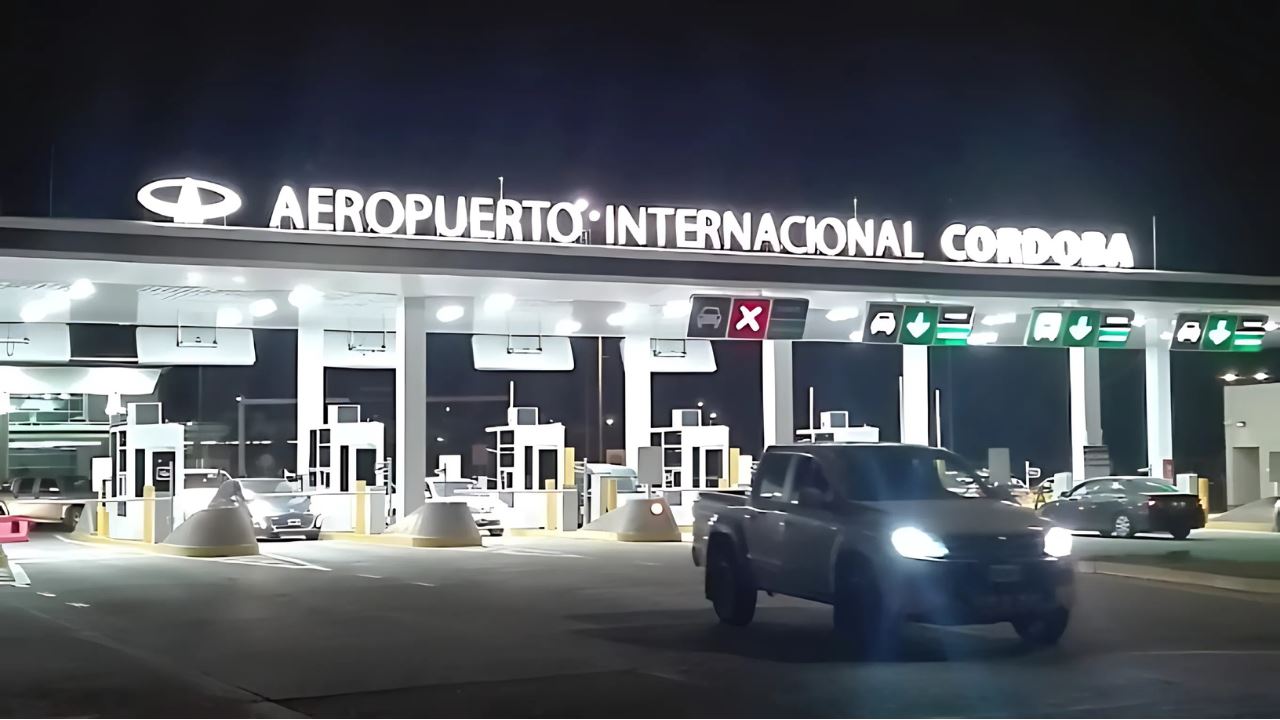 Traslado Desde Hotel Centro De Cordoba Al Aeropuerto foto 2